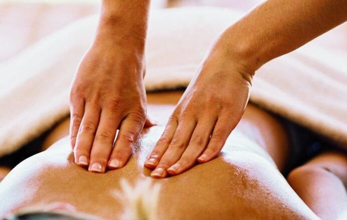 Massage pour l'ostéochondrose de la colonne vertébrale