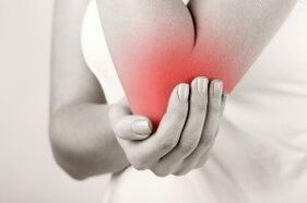 Douleur dans l'articulation du coude